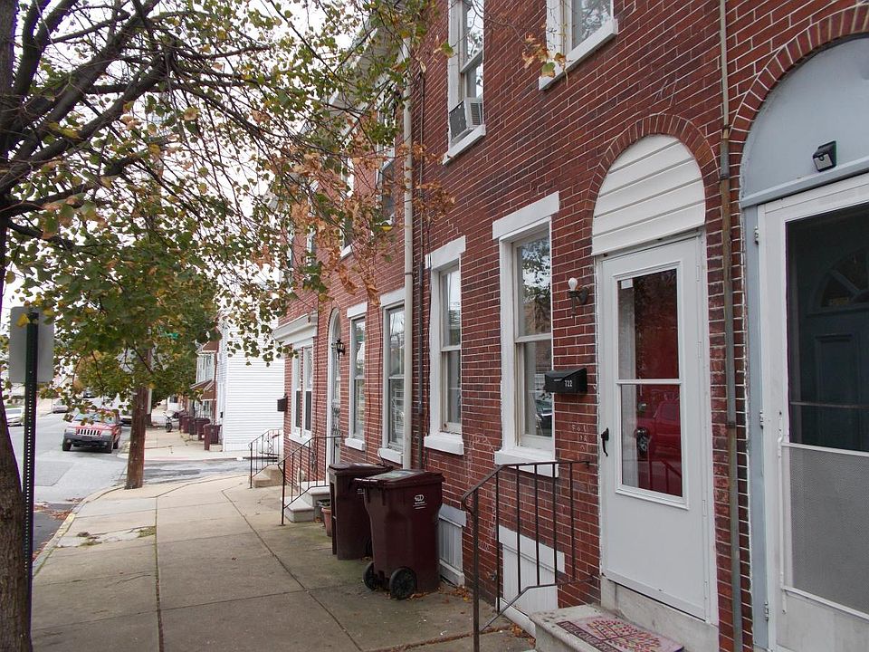 1st image of 722 S Harrison St