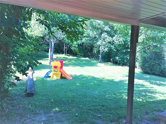 3rd image of 667 Cottonwood Dr