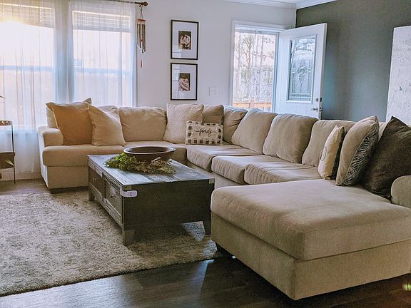 2nd image of 531 Pea Ridge Rd