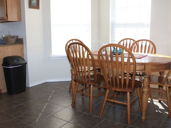 4th image of 1307 Ash Ct