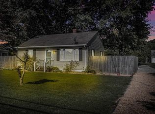 232 Beach Rd, White Stone, VA 22578