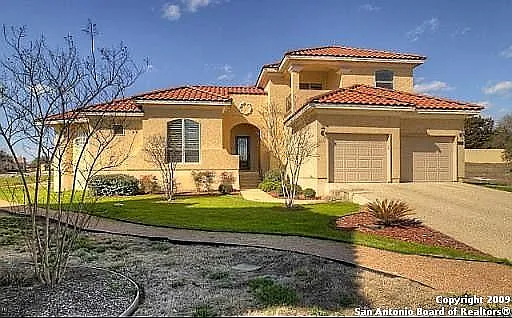 30 Stone Hill Ct