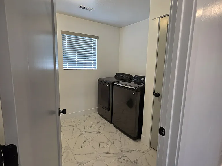 332 W Rocky Creek Way — Photo 14