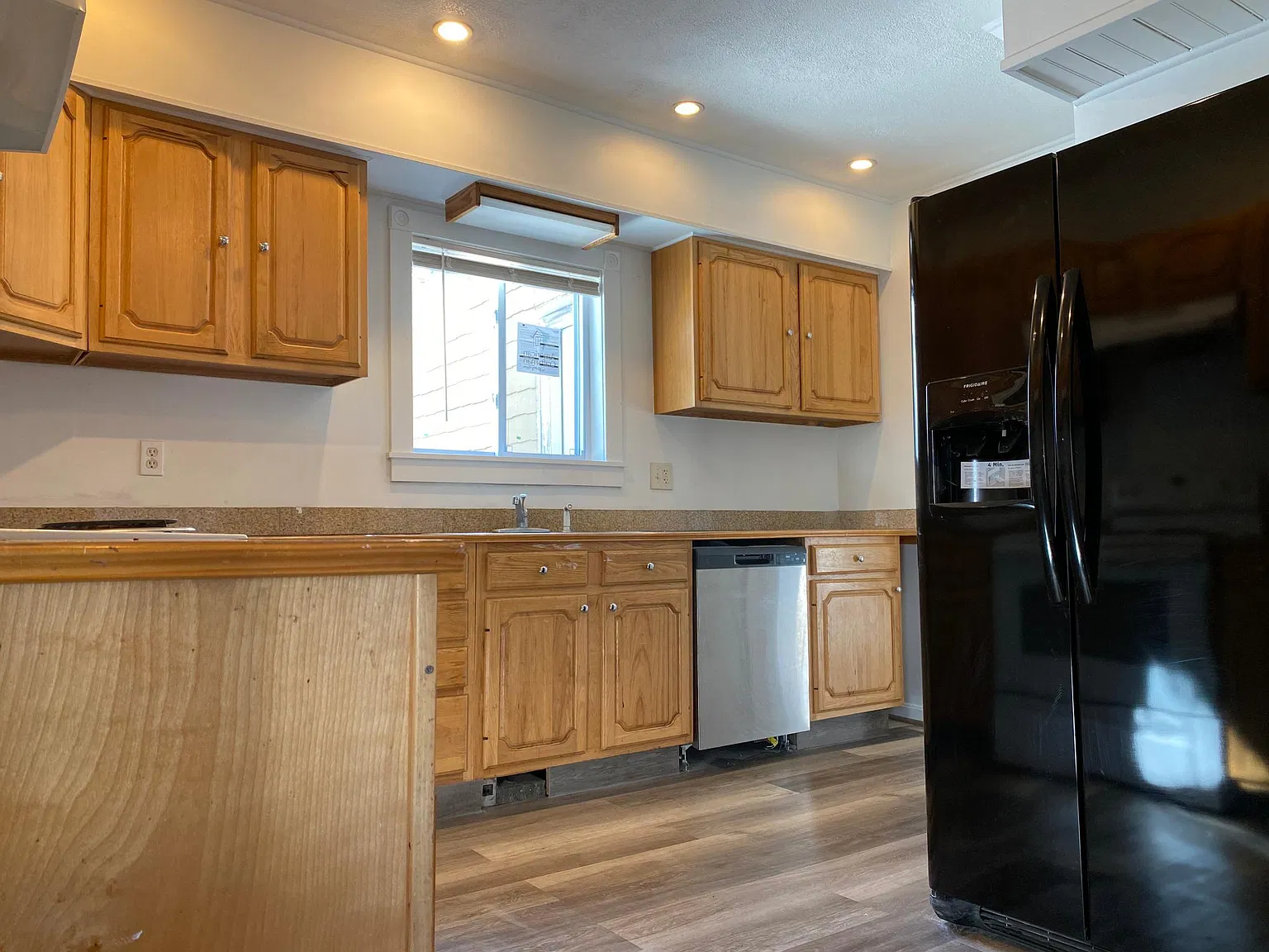 4 bed, 1589 sqft, $1,700 — Photo 2