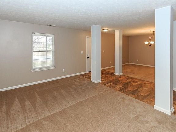 4th image of 11144 McDowell Dr
