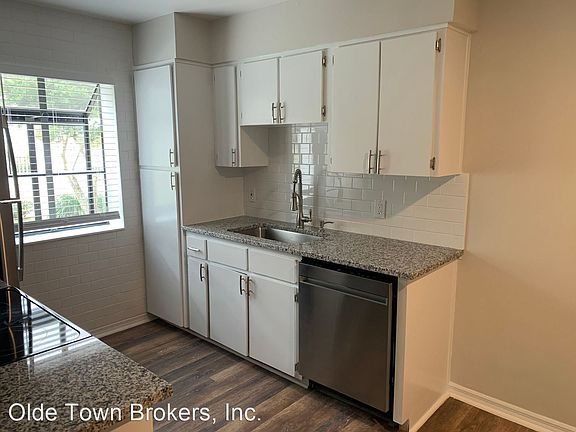 5th image of 3387 Coe Ave
