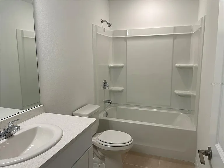 4590 Calvary Way — Photo 10