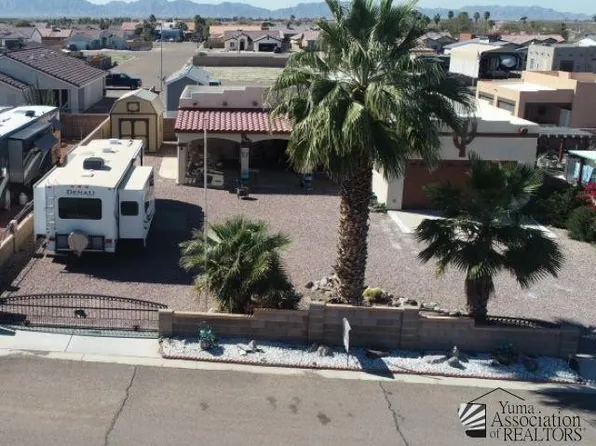 11742 Cortez St, Wellton, AZ 85356