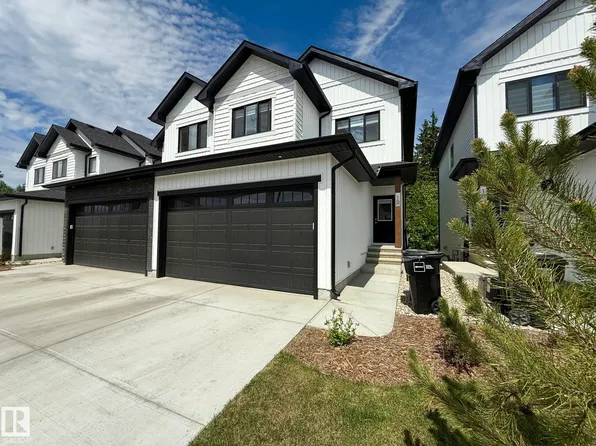 5122 213a St NW #19, Edmonton, AB T6M 1M6