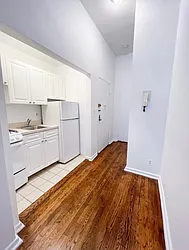 Rented by Urban Real Estate Inc