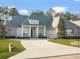 1516 Periwinkle Ct, Madisonville, LA 70447