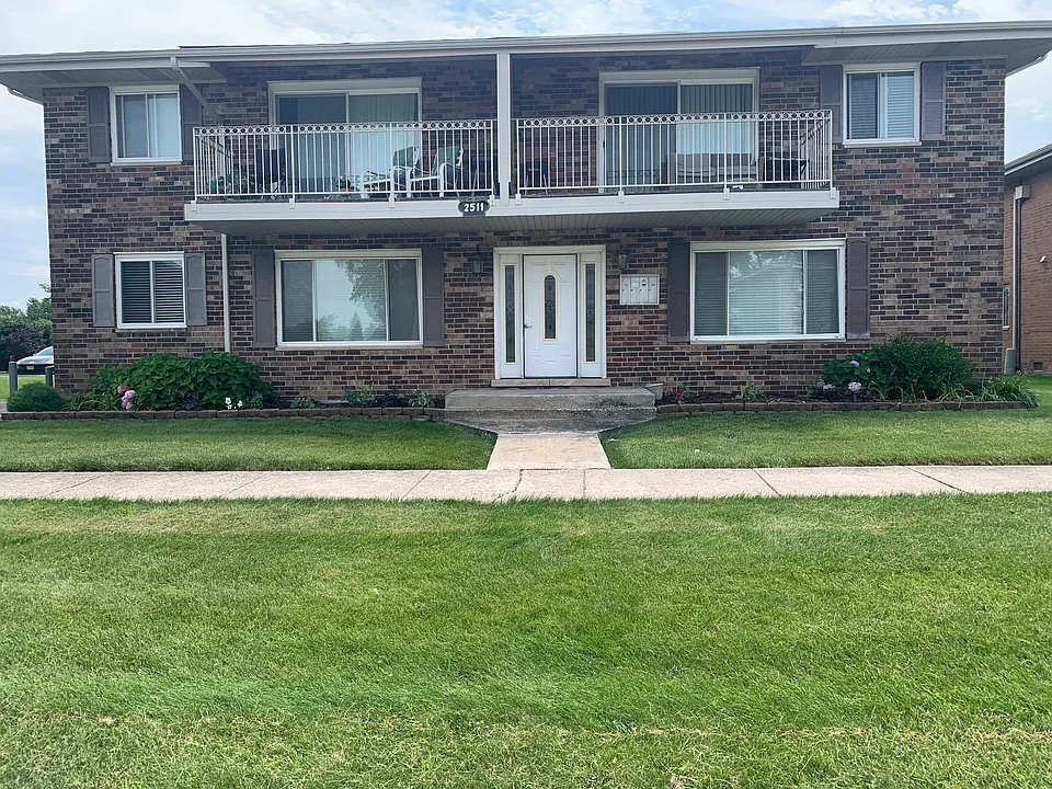 2511 Terrace Ave #1E