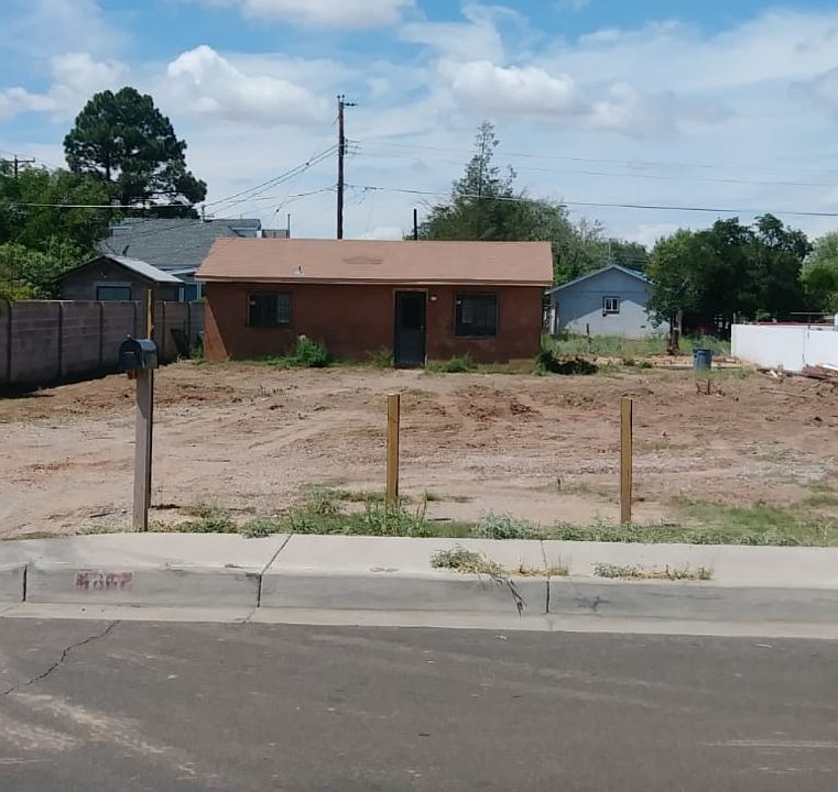 1st image of 4807 Grande Dr NW
