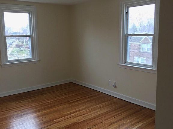 4th image of 3841 Ann St