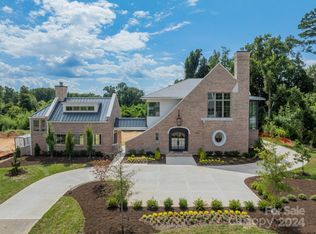 8010 Litaker Manor Ct, Charlotte, NC 28270