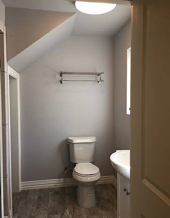 4th image of 503 Hartsdale Dr