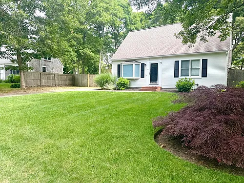 12 Anthony Dr Photo 1