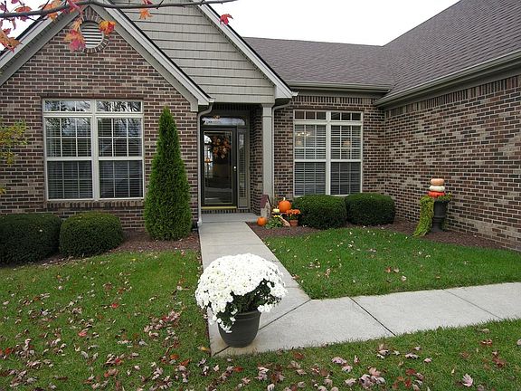 2nd image of 113 Brome Dr