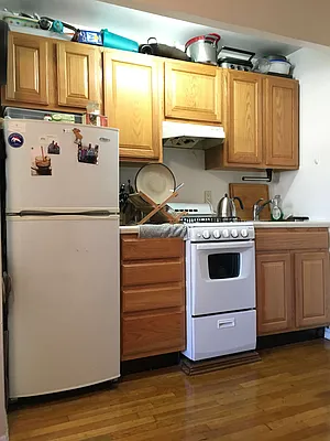 Rented by Meraki Realty LLC | media 44