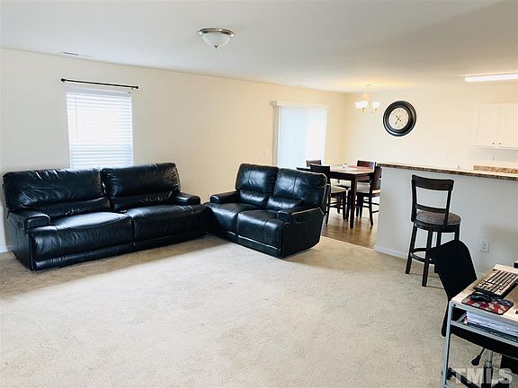 3rd image of 320 Iron Horse Ln