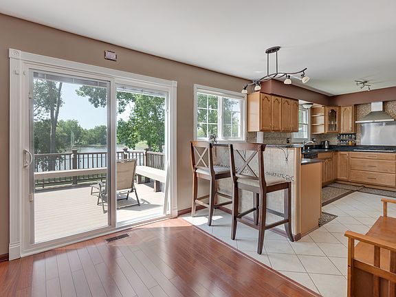 4th image of 913 Hartwood Dr