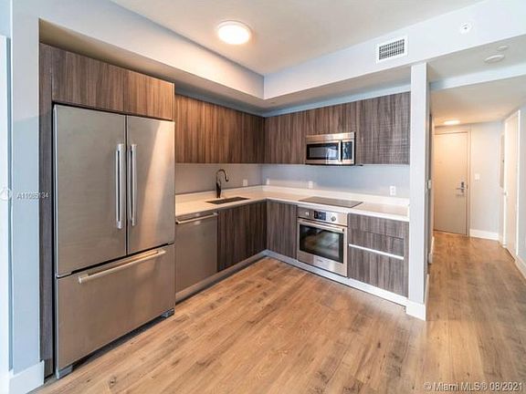 2nd image of 488 NE 18th St Unit 3603