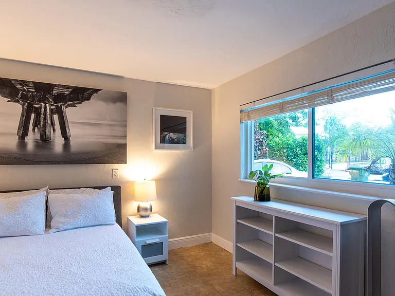1401 NE 17th Way — Photo 14