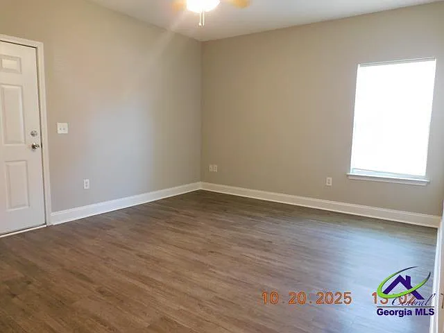 500 Club Villa Ct #2 — Photo 8