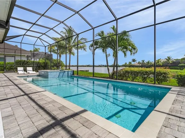 14226 Charthouse Cir, Naples, FL 34114