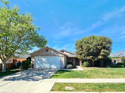 211 Yellowstone Street, Tulare, CA, 93274