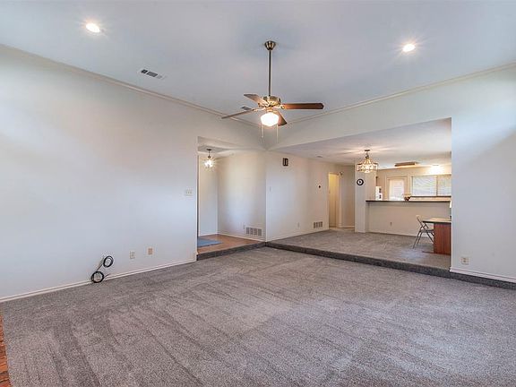 4th image of 8650 Westfield Dr