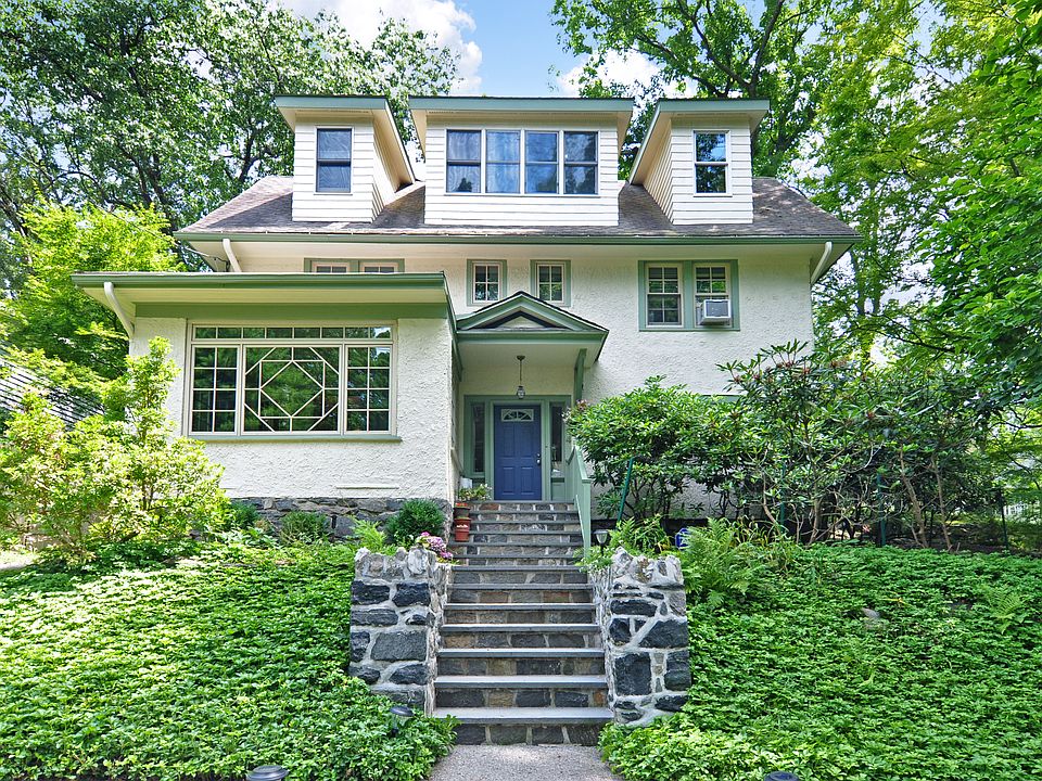 1st image of 34 Horner Ave