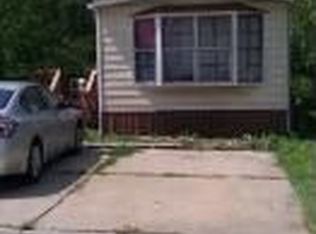 198 N Windmere Cir, Matteson, IL 60443