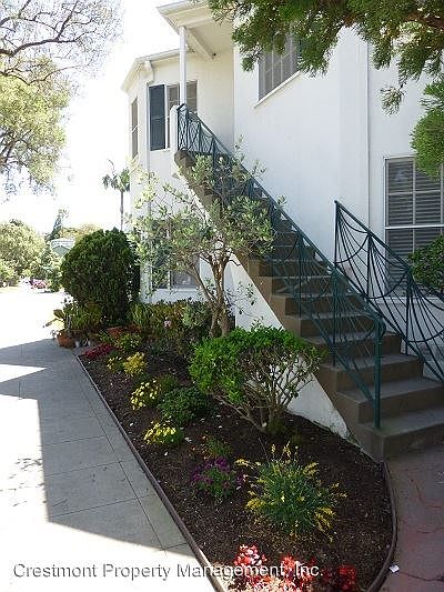 1st image of 734 D Ave