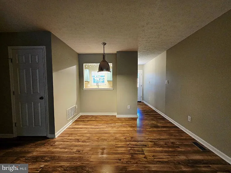 2662 Limestone Ct — Photo 4