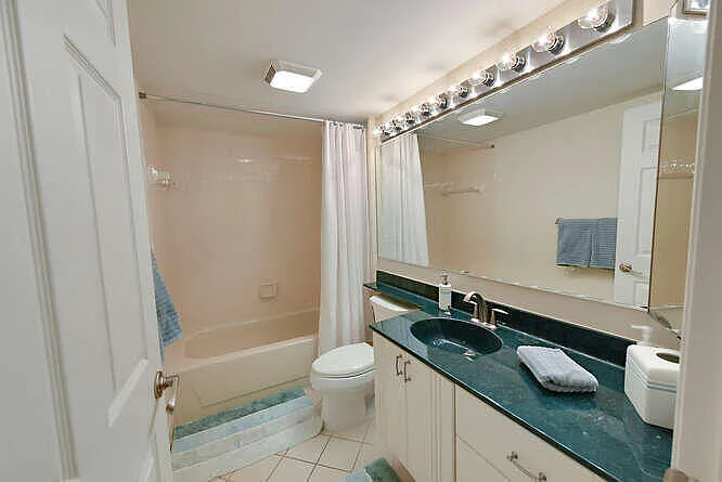 2601 Marina Isle Way #303 — Photo 23