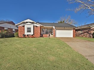 10305 Lyndon Rd, Oklahoma City, OK 73120