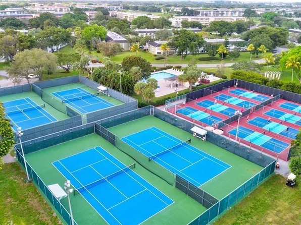 3204 Portofino Pt #B4, Coconut Creek, FL 33066