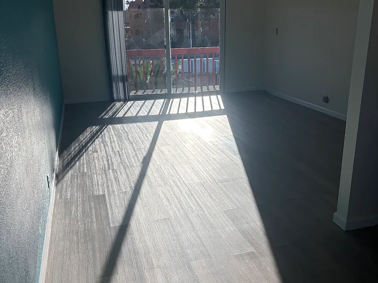1004 N Jones Blvd #D — Photo 9