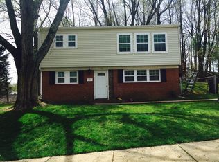 3803 Fairhope Rd, Woodbridge, VA 22193