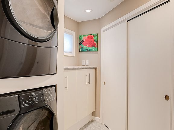 3rd image of 1819 New York Ave #1819