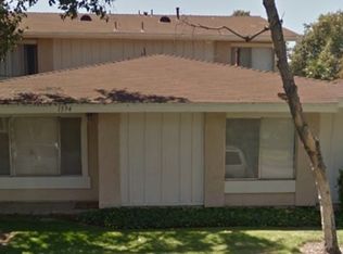 1394 Via Santiago UNIT C, Corona, CA 92882
