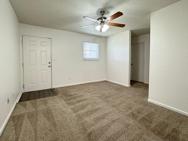 Camellia Trace Apartments — Photo 7