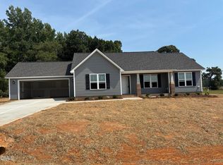 216 N Movado Trl, Kenly, NC 27542