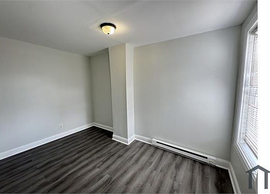 4th image of 824 N 49th St