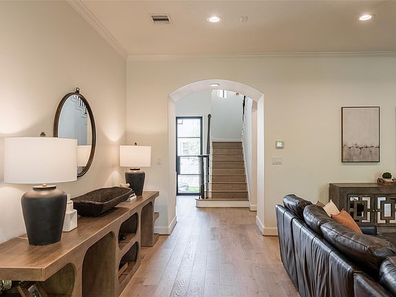 5th image of 8011 Serenity Ct