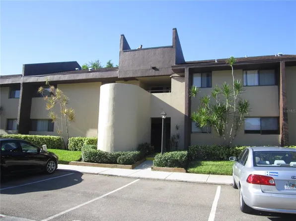 730 S Village Dr N APT 202, Saint Petersburg, FL 33716
