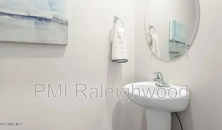 412 Cherry Laurel Dr — Photo 16