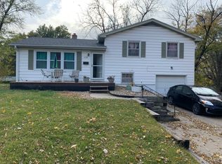 1730 Hillside Dr, Omaha, NE 68114