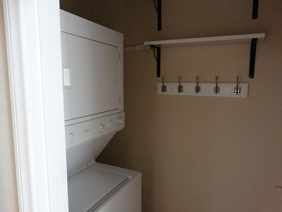 Washer/Dryer in Closet